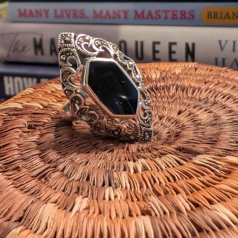 Sterling silver marcasite cocktail ring - Picture 4 of 6